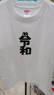 �q��������c